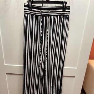 New York and company black striped palazzo pants